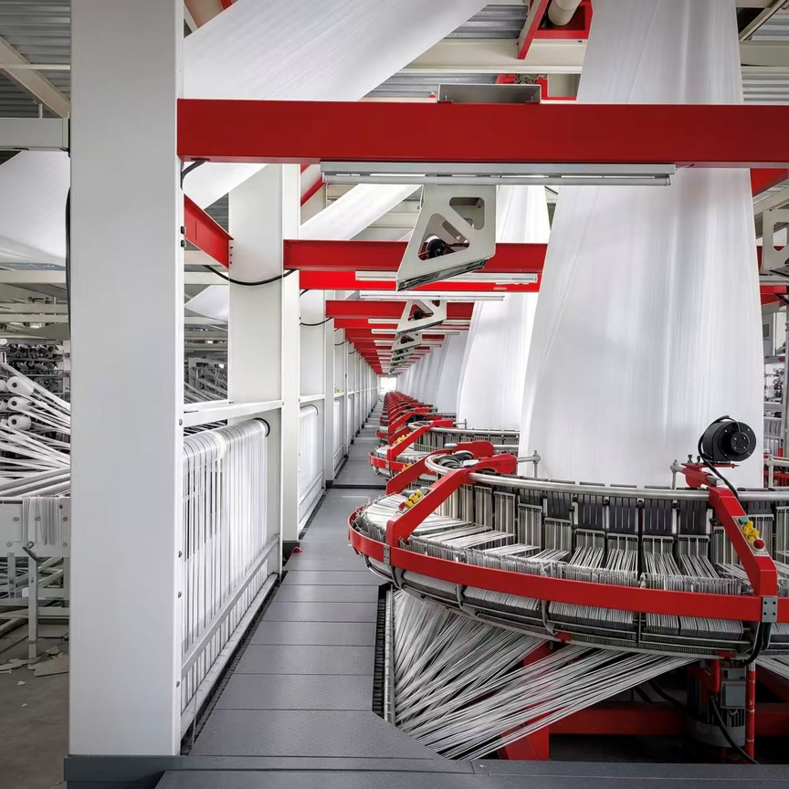 Circular weaving line